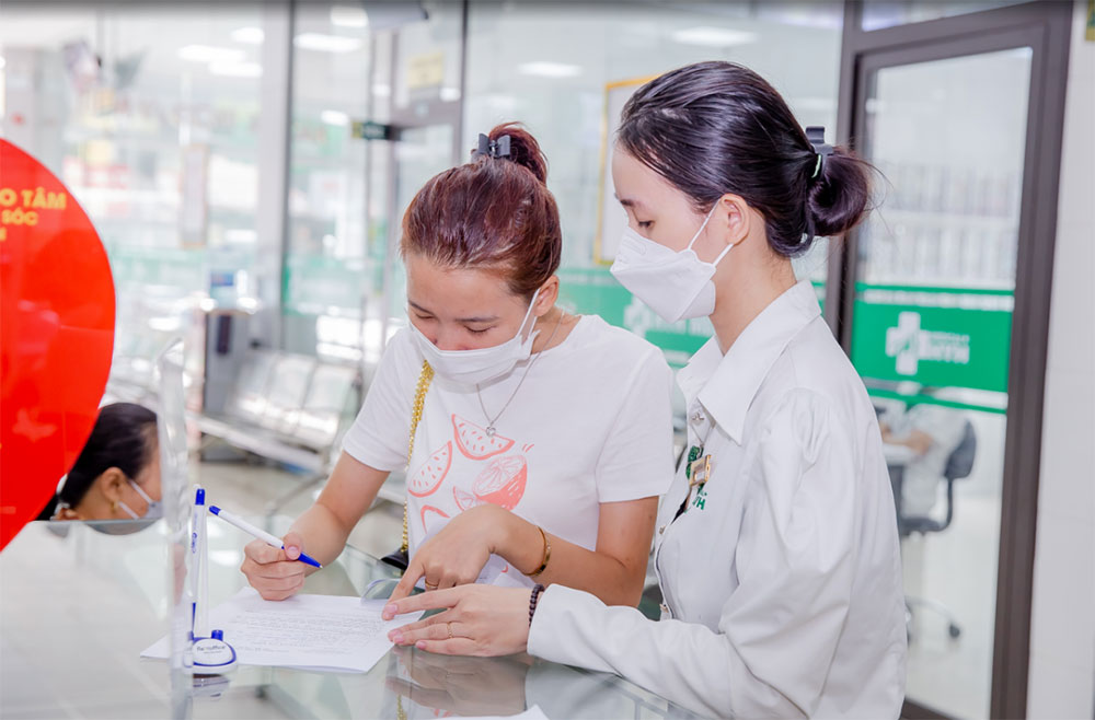 khám sức khỏe cho giáo viên trường 